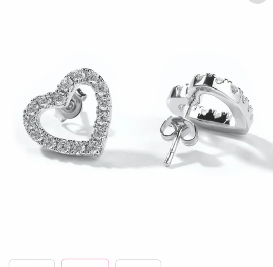 Mini open heart studs
