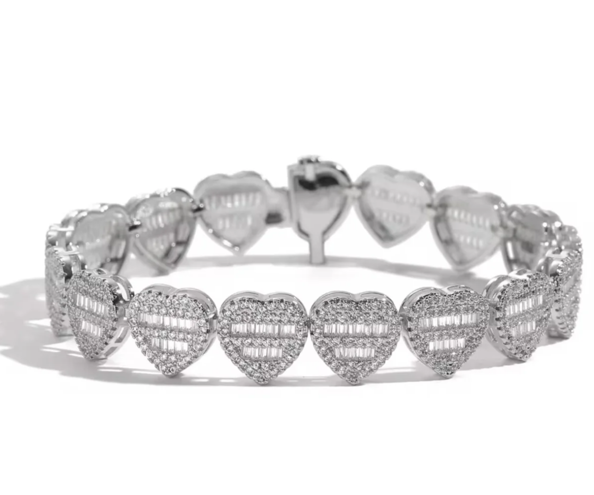Silver heart crushed bracelet