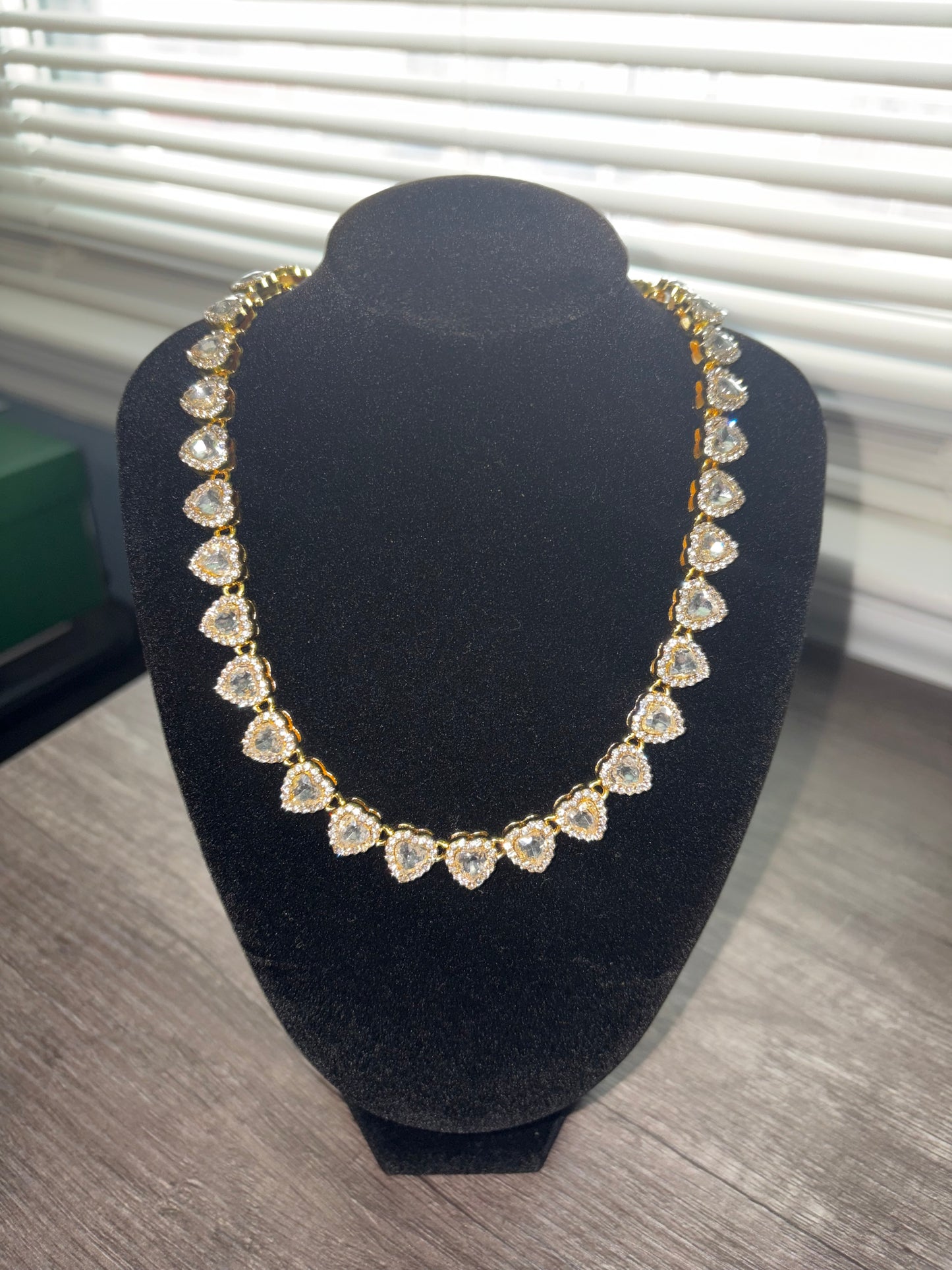 Gold heart necklace