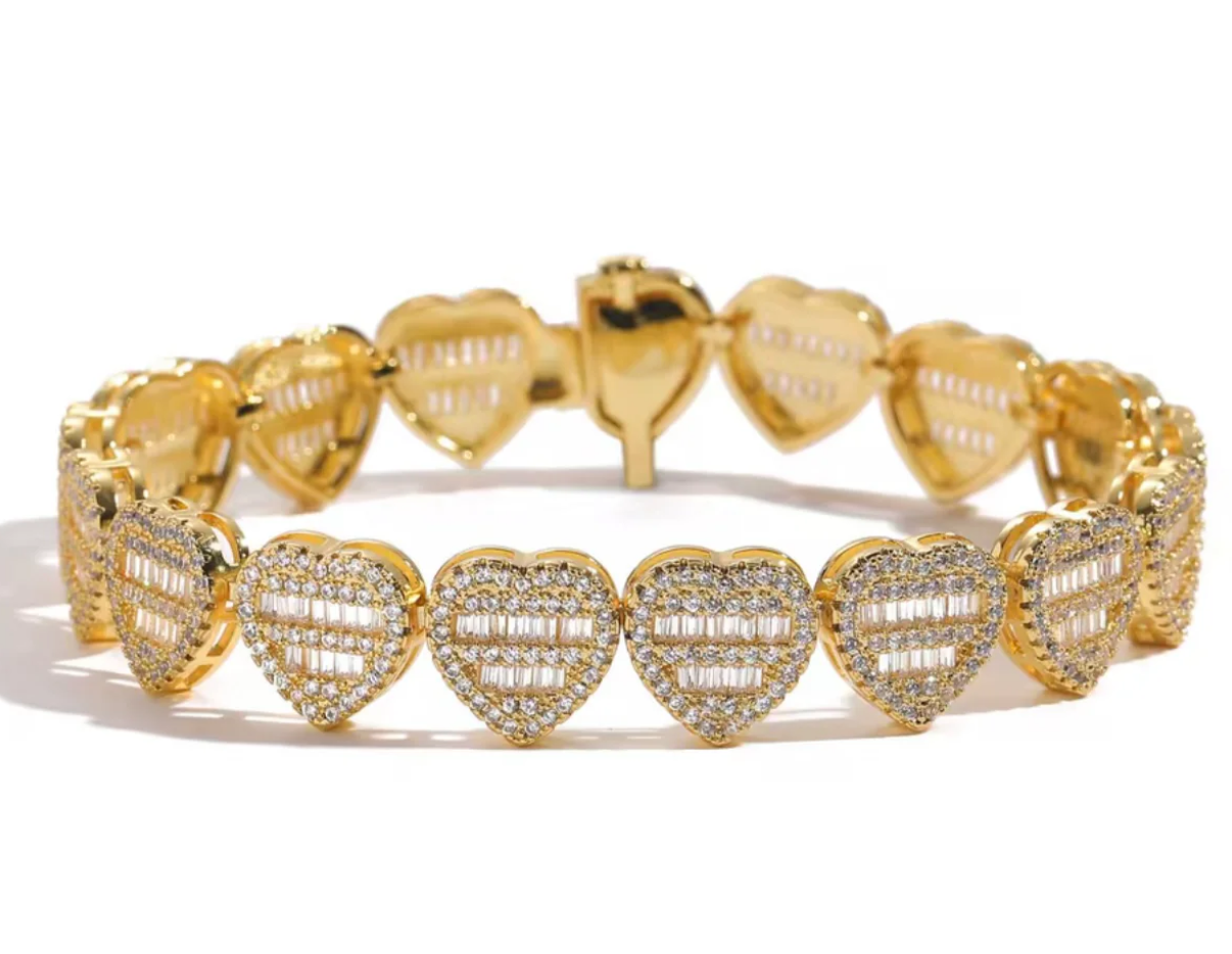 Crushed diamond heart bracelet